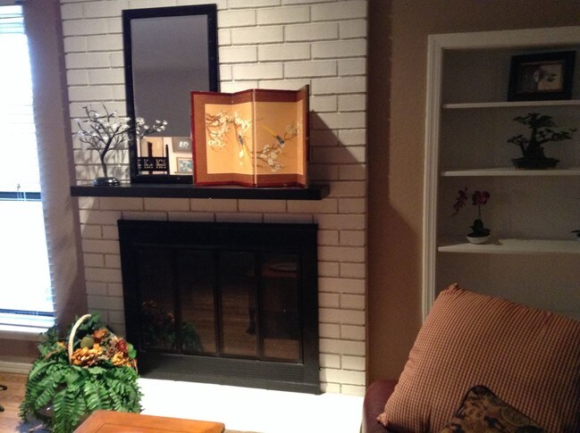 Foto del edificio - 11423 Springhollow Rd
