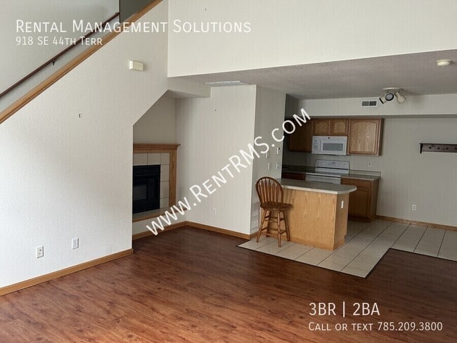 Building Photo - 918 SE 44th Terrace