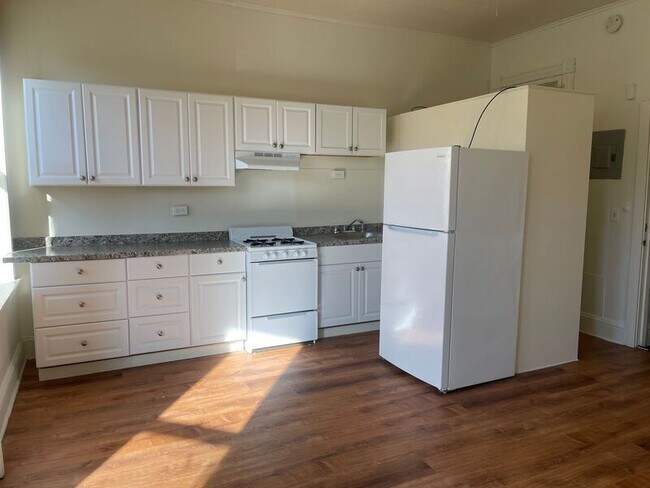 Foto del edificio - 2731 St Paul St