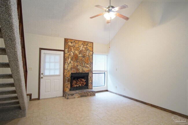 Foto del edificio - 7223 Lago Vista Ct