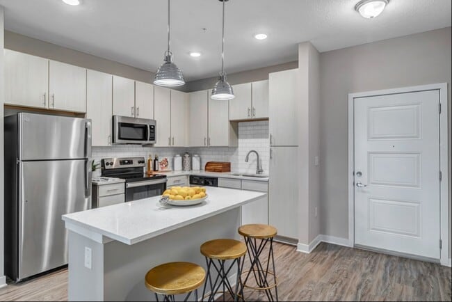 Building Photo - Nexus Brandon Apartments