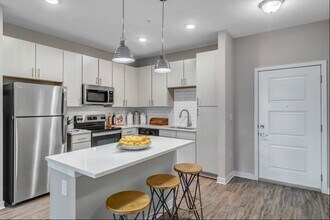 Building Photo - Nexus Brandon Apartments