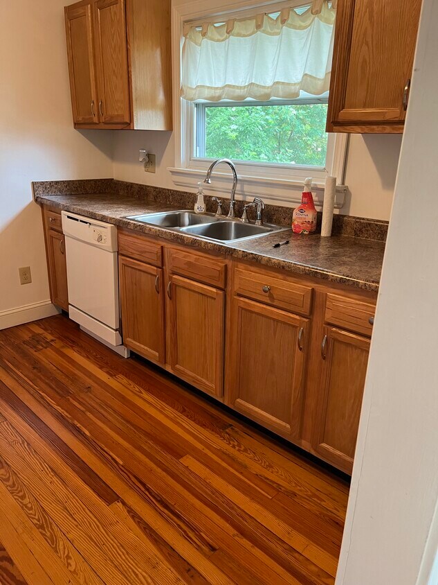 Foto principal - 3941 S Madison Ave