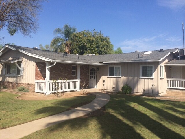 Foto principal - 252 W San Carlos Ave