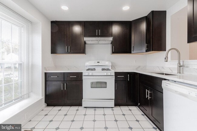 Building Photo - 14405 Black Horse Ct