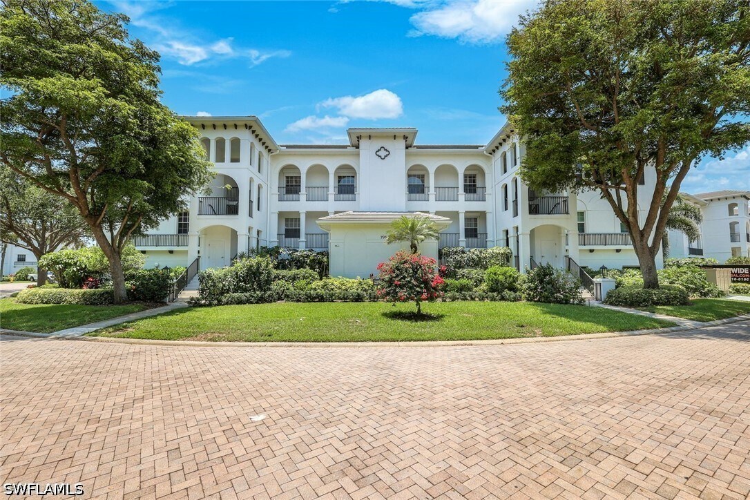 Foto del edificio - 795 Bentwater Cir