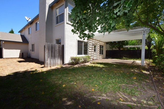 Building Photo - 699 Sands Way