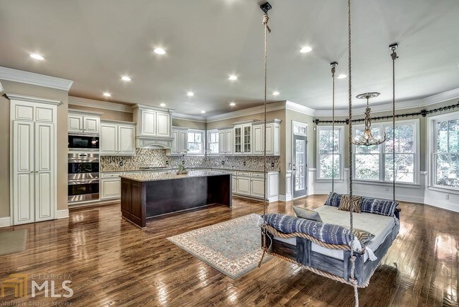 Building Photo - 115 Aster Cir