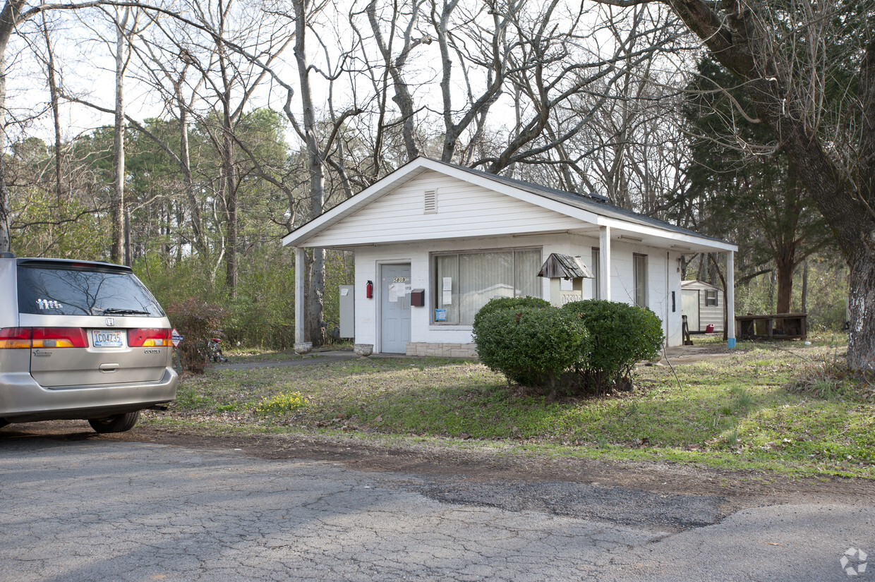 Primary Photo - 5809 16th St S
