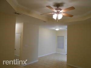 Foto del edificio - 745 N Nicholson Ave