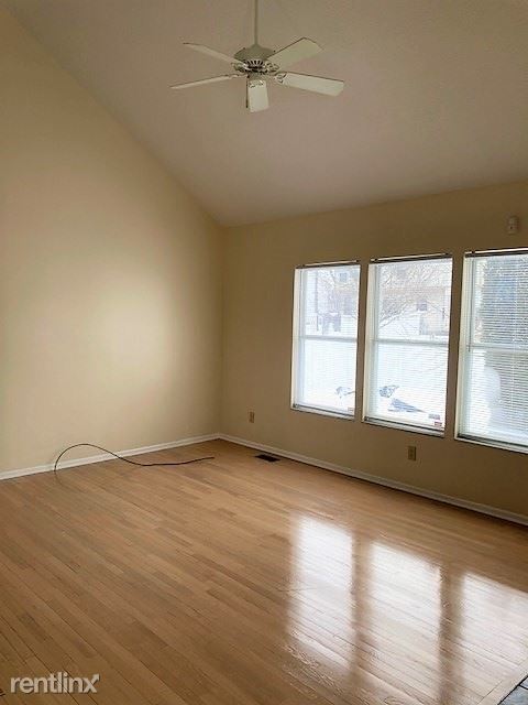 Foto del edificio - 4 br, 2.5 bath House - 1000 Boyne Court
