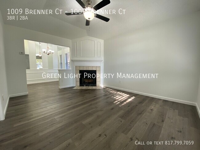 Foto del edificio - 1009 Brenner Ct