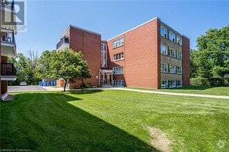 Building Photo - 2052 Courtland Dr