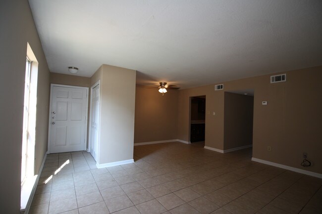 Foto del edificio - Longleaf Pointe Apartments