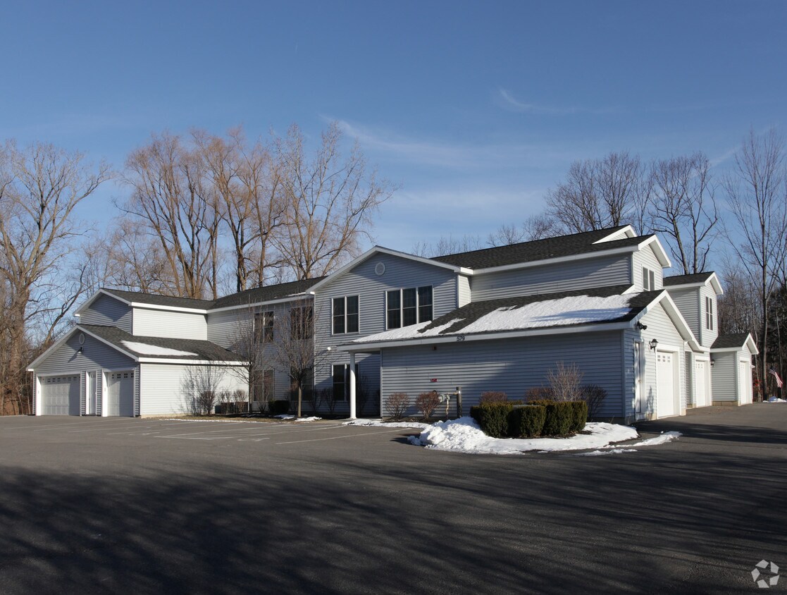 Foto principal - 575-579 Sand Creek Rd