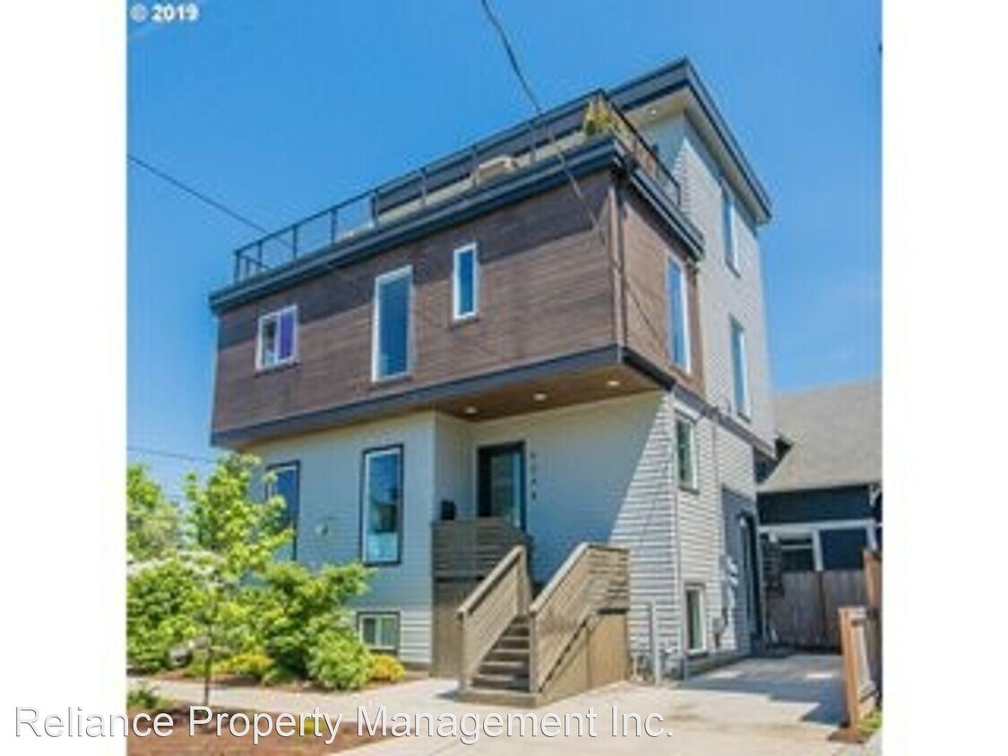 Foto principal - 6248 N Concord Ave