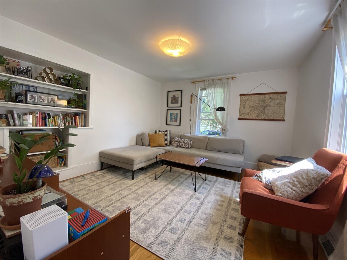 Foto principal - 25 Kenwood St