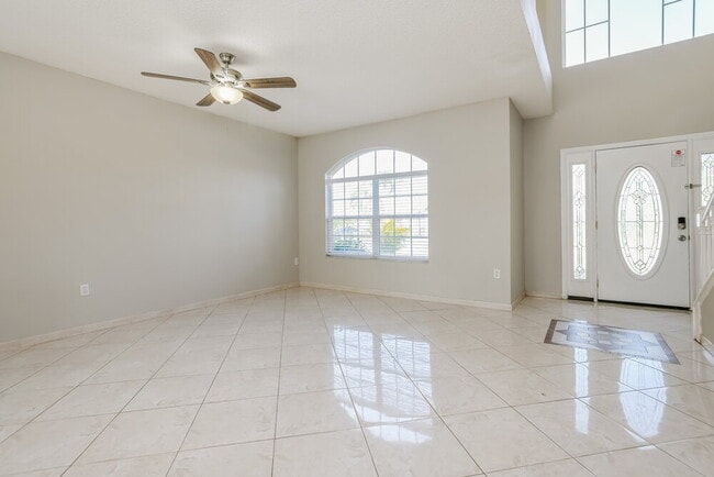 Building Photo - 4560 Ficus Tree Rd