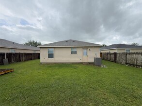 Building Photo - 4406 Thistle Pond Ct