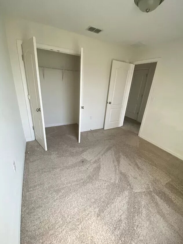 Bedroom 3 - 102 Phillip Scott Dr