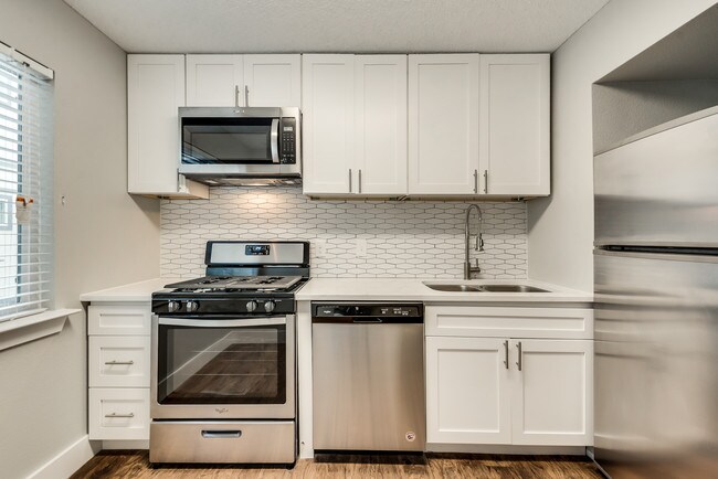 Building Photo - Prairie Apartments