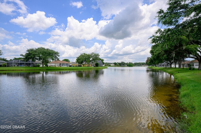 Building Photo - 1712 Arash Cir