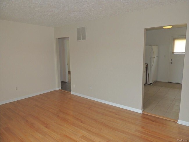 Foto del edificio - 35215 23 Mile Rd