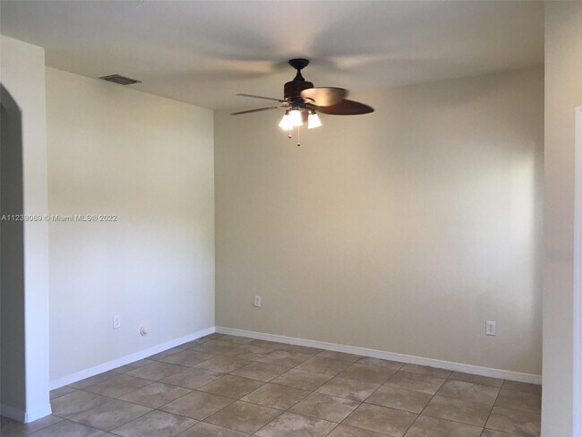 Building Photo - 3361 Merrick Ln