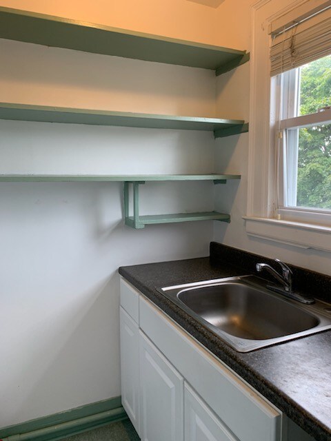 pantry - 191 Lamson St