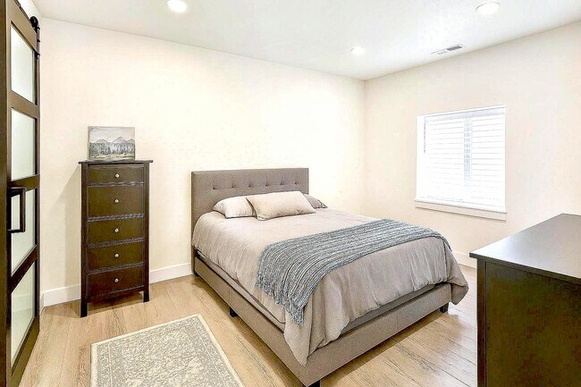 Foto del edificio - 10339 Wrangell Cir