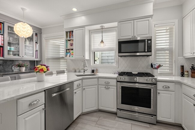 Building Photo - 90 P St