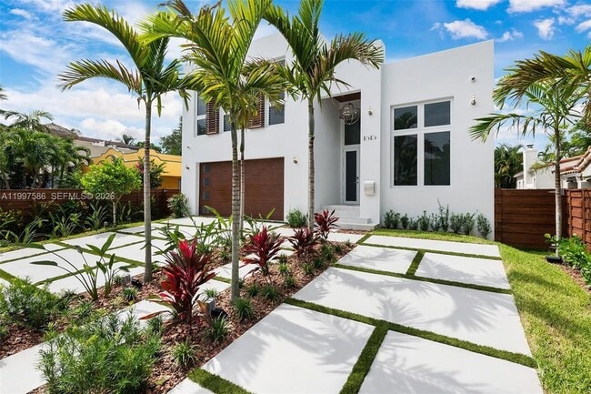 Photo - 1615 NE 3rd Ct House