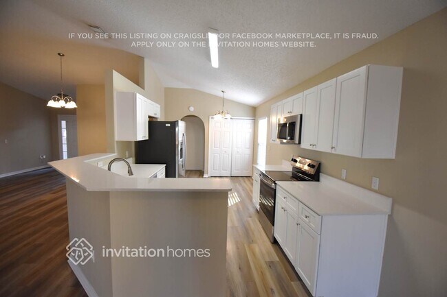 Building Photo - 513 Yearling Cove Loop