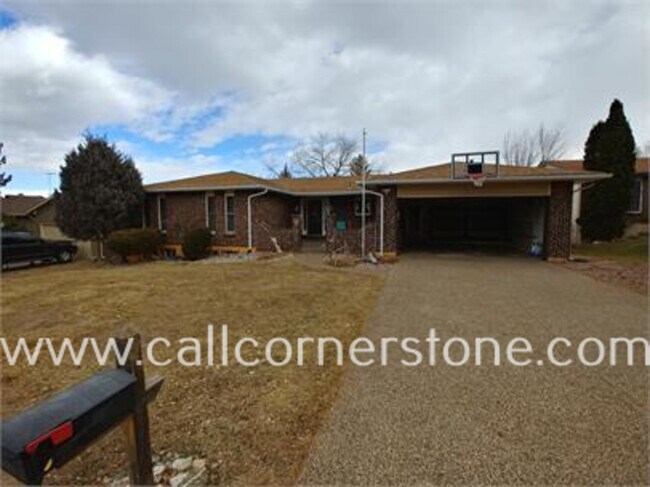 Foto del edificio - 4925 Brown Valley Ln