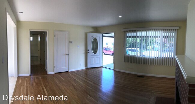 Building Photo - 2 br, 1 bath House - 228 Maitland Drive