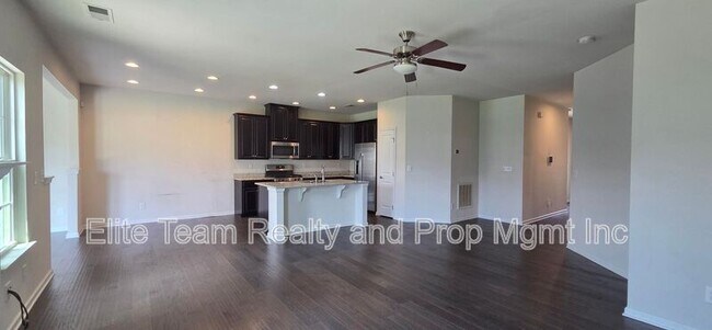 Foto del edificio - 7347 Raylee Ave SW