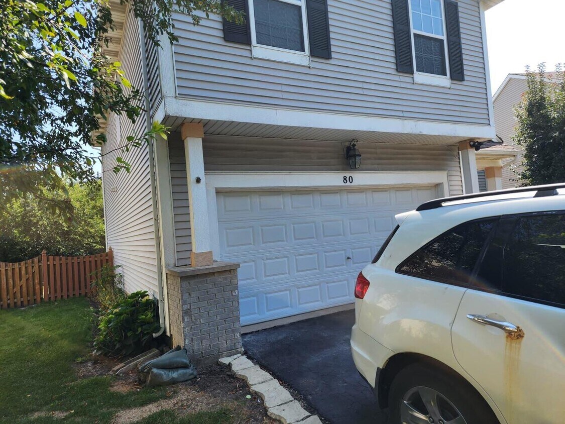 Foto principal - 80 Kenilworth Ct