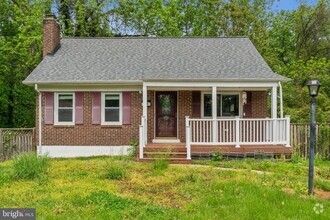 Building Photo - 4006 Dubois Ct