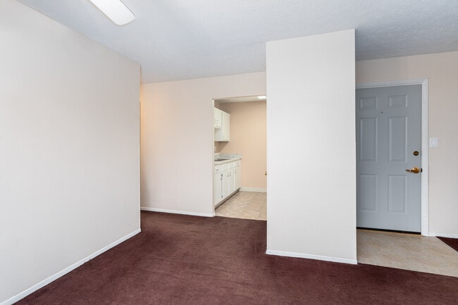 Building Photo - Pleasant View Apartments