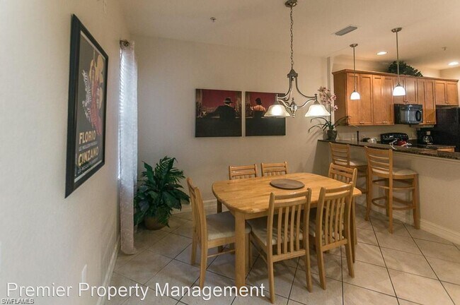 Building Photo - 2 br, 2.5 bath House - 9102 Chula Vista St...