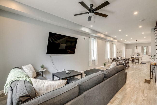 Foto del edificio - 5321 Wakefield St