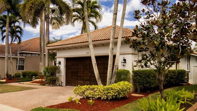 Foto del edificio - 2288 Quail Roost Dr