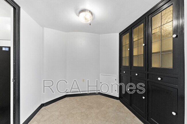 Foto del edificio - 37 West St Clair Street