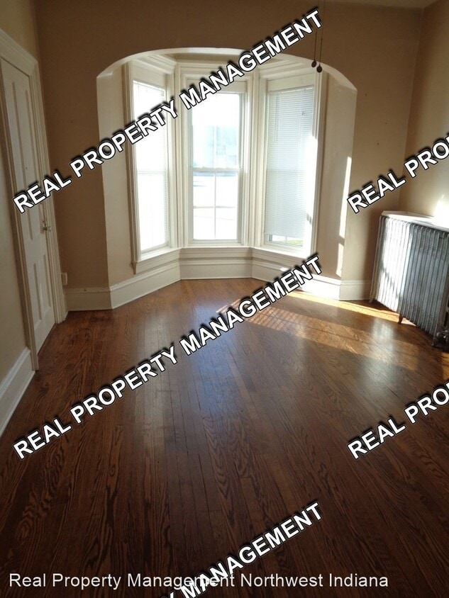 Primary Photo - 1 br, 1 bath House - 139 Center Street #2