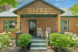 Building Photo - 1338 Ardee Ave