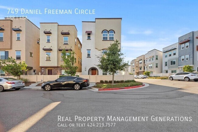 Foto del edificio - 749 Daniel Freeman Cir