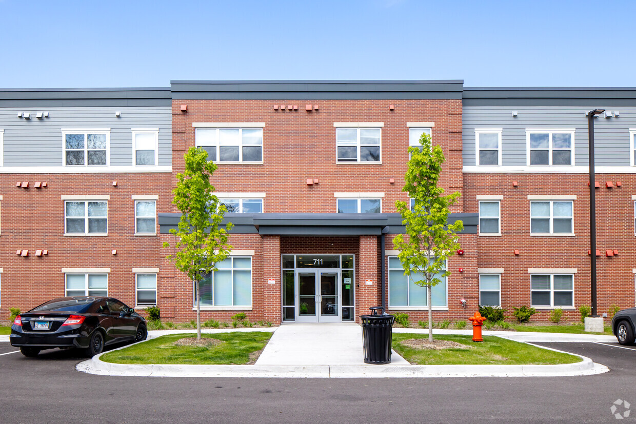 Entrance - Hanover Landing