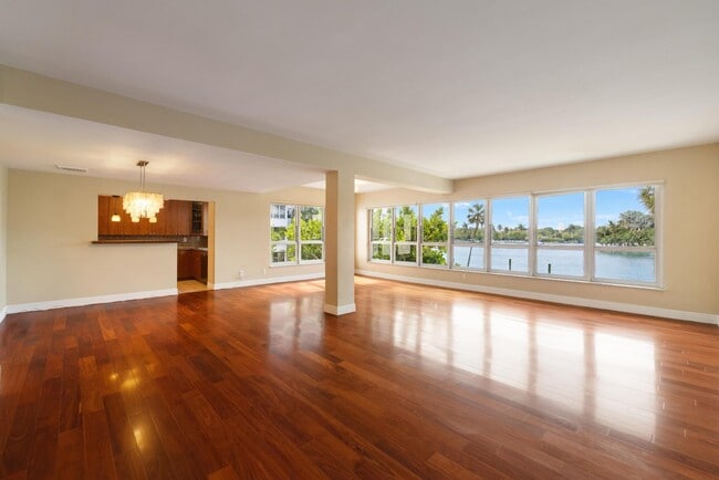 Photo - 9102 W Bay Harbor Dr Apartment