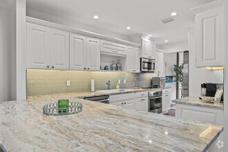Building Photo - 13254 Polo Club Rd