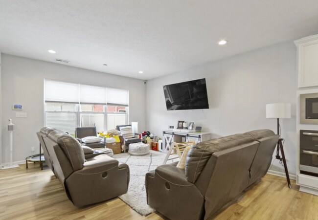 Foto del edificio - 212 Haugh St